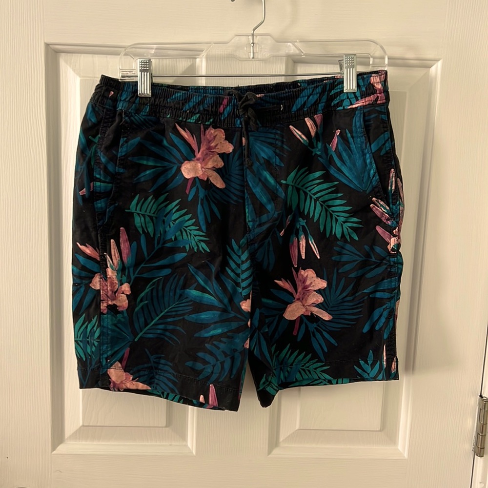 Mens Hollister “Hawaiian Jogger Shorts, mens size S
